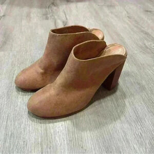 Report Women’s Sweden Slip On Chunky Heel Tan Bootie